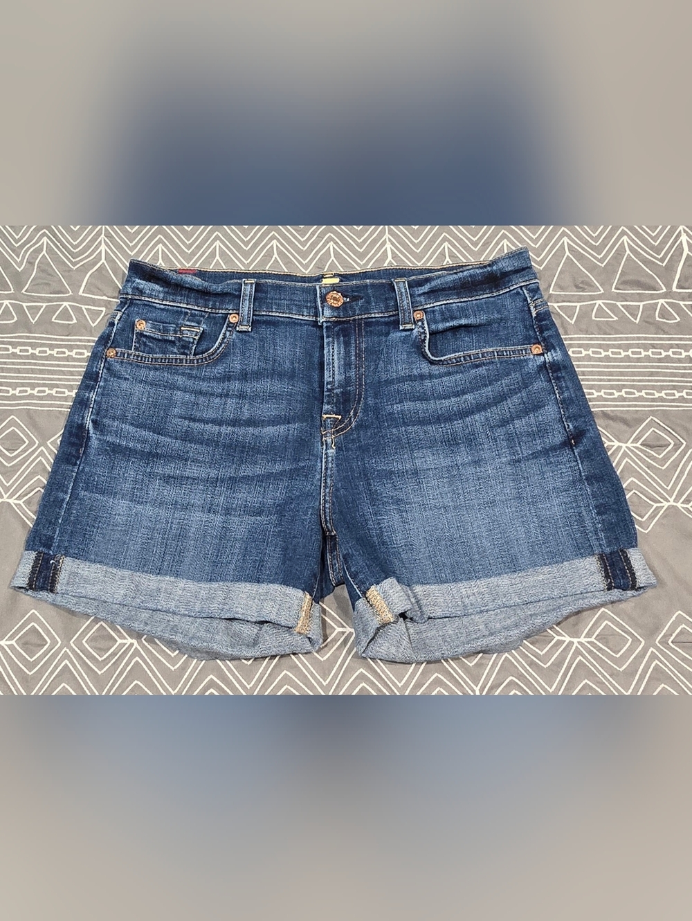 7 For All Mankind Cuffed Denim Shorts Size 26